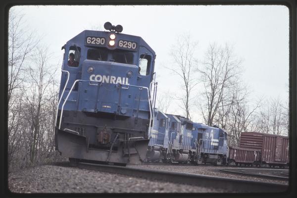 Conrail 6290 at MG Tower, Altoona PA on 5/6/89