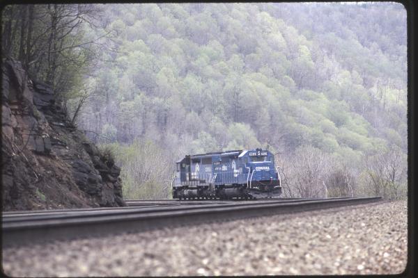 Conrail 6655 at MG Tower, Altoona PA on 5/6/89