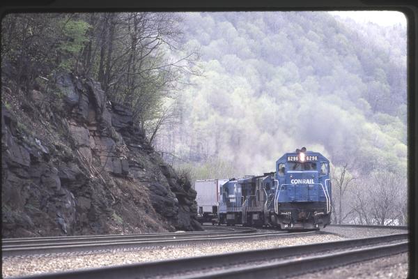 Conrail 6296 at MG Tower, Altoona PA on 5/6/89