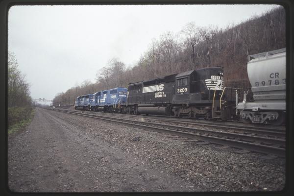 Photo of MG Tower, Altoona PA on 5/6/89
