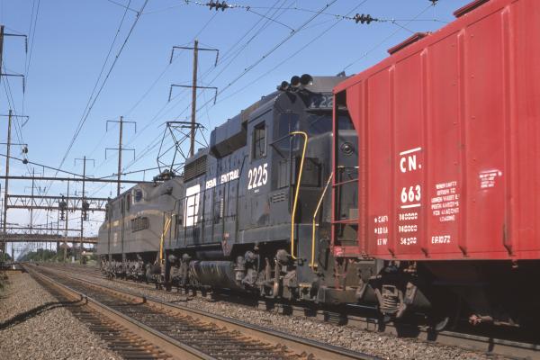Conrail 2225 in Monmouth Junction NJ on 8/2/76