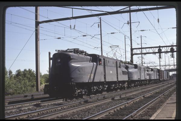 Conrail 4825 in Monmouth Junction NJ on 5/15/77