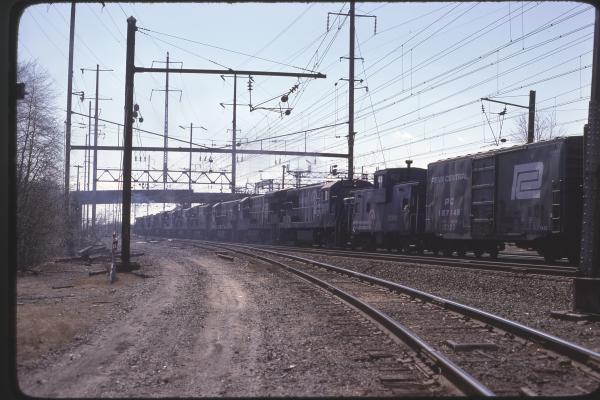 Conrail 22135 in Monmouth Junction NJ on 4/8/78
