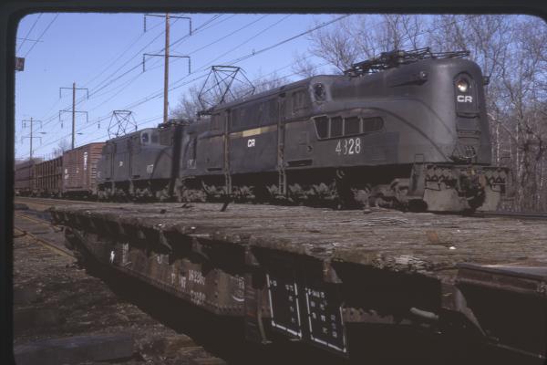 Conrail 4828 in Monmouth Junction NJ on 4/22/78