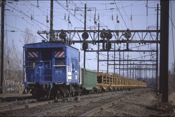 Conrail 21200 in Morrisville PA on 2/16/77
