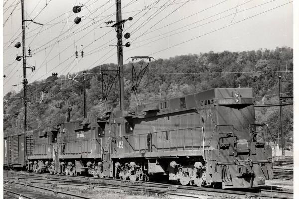 Photograph showing E44 4453, E44 4440 and E44 4406 in Columbia PA.