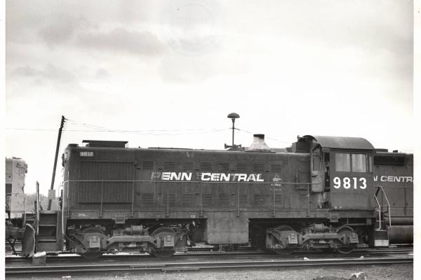 Photograph showing S2 9813 in Croxton Yard, Secaucus NJ. 10/31/76