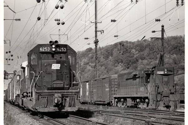 Photograph of SD40 6253 and E44 4406 at Columbia PA. 10/22/76