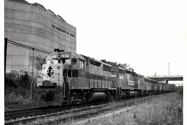 Photograph of GP35 2578, SD40 6290 and a number of F Units on OM8 at The University of Akron, Akron OH. 7/23/77