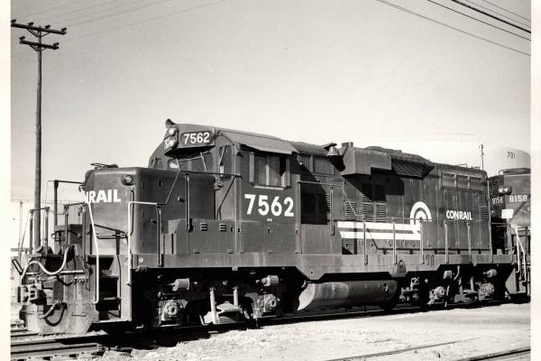 Photograph of GP10 7562 at Canton Yard in Baltimore. 1/2/76