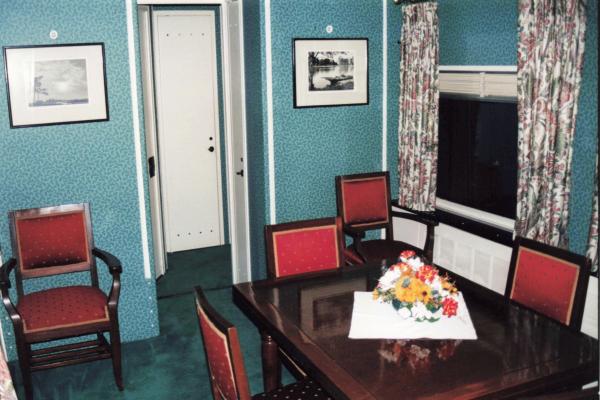 Conrail Senior Vice President's Business Car 1 - Dining Room