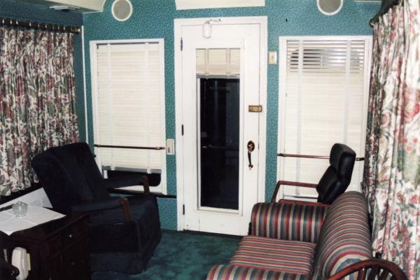 Conrail Senior Vice President's Business Car 1 - Observation Lounge