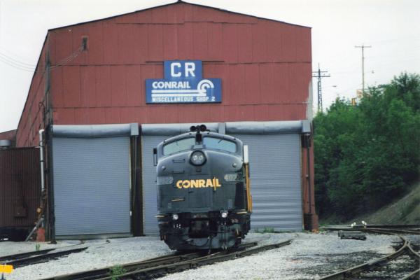 Conrail 4022 at Special Equipment Shop - Miscellaneous Shop 2 - Juniata, PA