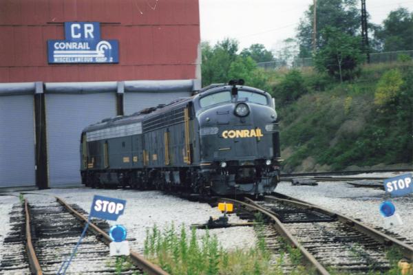 Conrail 4022 at Special Equipment Shop - Miscellaneous Shop 2 - Juniata, PA