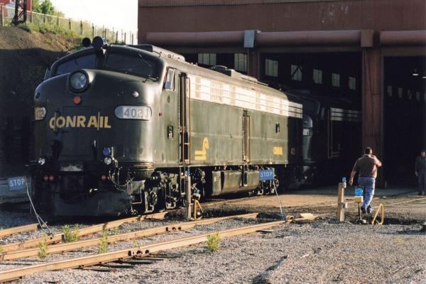 Conrail 4020 at Special Equipment Shop - Miscellaneous Shop 2 - Juniata, PA