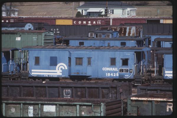 N5H Caboose 18425 in Rutherford, PA