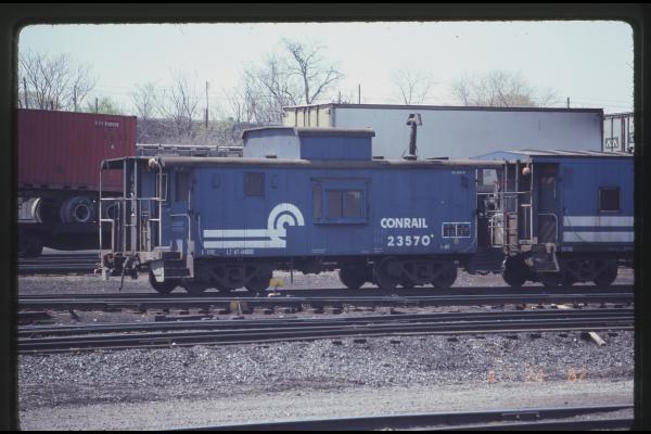 N8B Caboose 23570 in Rutherford, PA