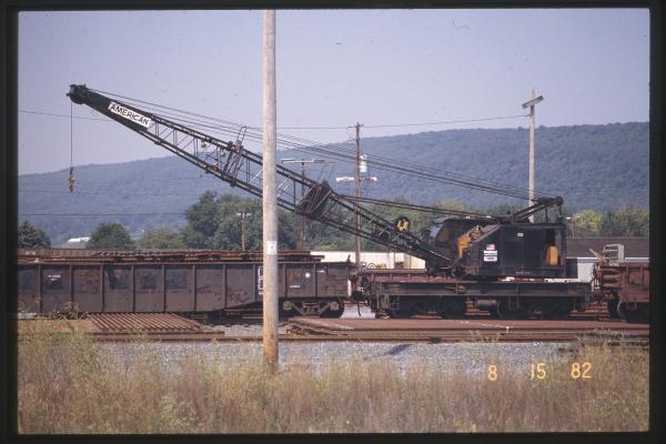 MoW Crane at Lucknow, PA
