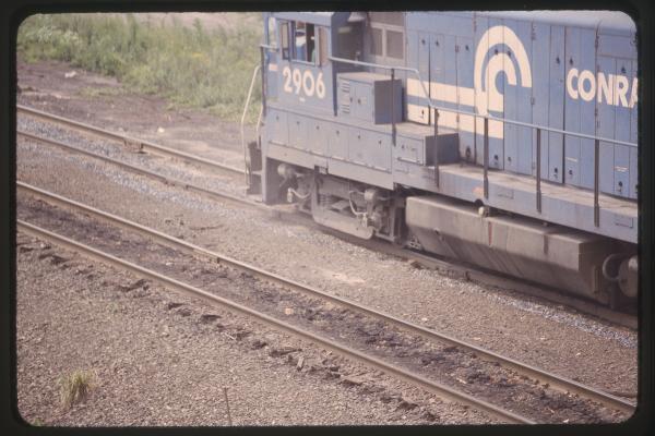 U33B 2906 Eastbound in Enola, PA