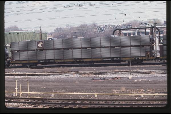 Autorack TTBX 912810 in Harrisburg, PA