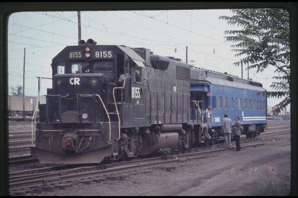 GP38-2 8155 and Business Car 3