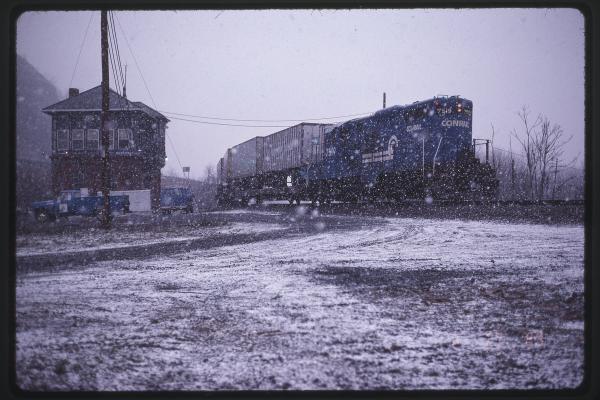 GP10 7519 at Rockville, PA