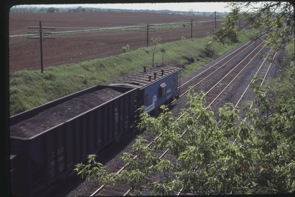 N7A Caboose 21674 in Millards, PA