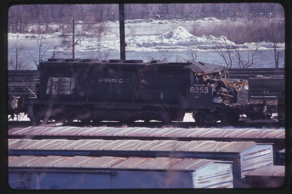 Wrecked SD40 6253 in Enola, PA