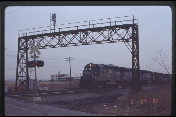 GP40-2 3358 at Ramona, PA