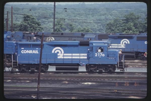 GP30 2176 in Enola, PA