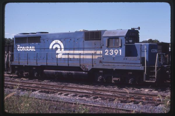 GP35 2391 in Rutherford, PA