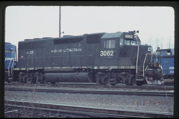 GP40 3062 in Rutherford, PA