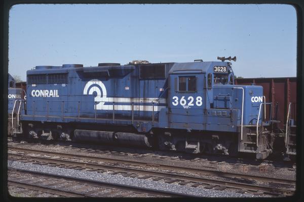 GP35 3628 in Rutherford, PA
