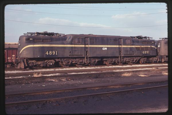 GG1 4891 in Rutherford, PA