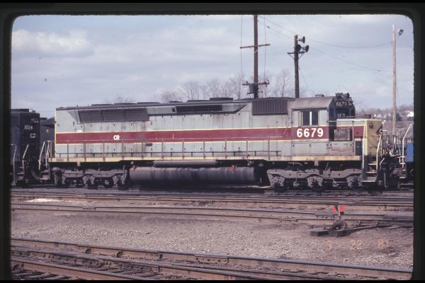SDP45 6679 in Rutherford, PA