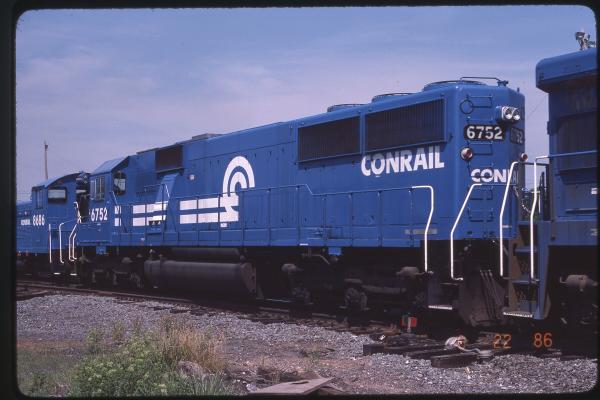 SD50 6752 in Rutherford, PA