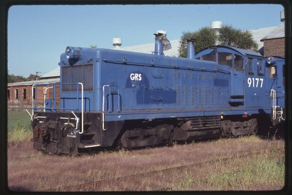 GRS NW2M 9177 in McKees Rocks, PA