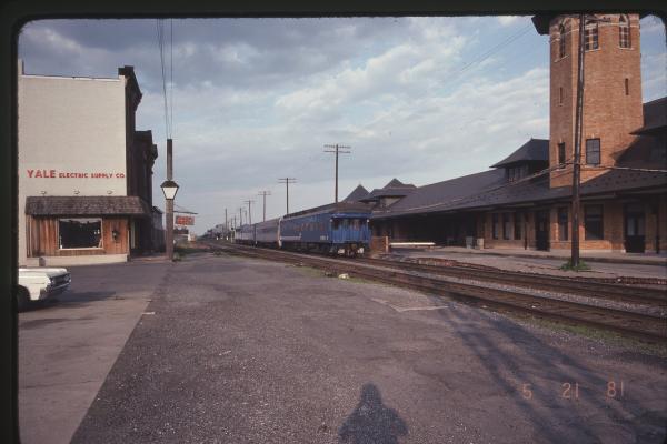 Business Car 10 in Lebanon, PA