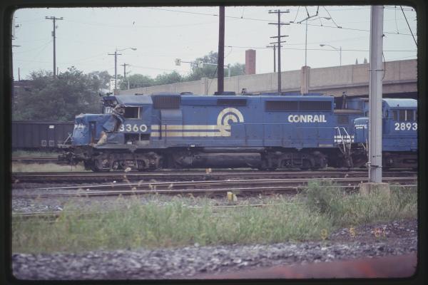 Wrecked GP40-2 3360 in Harrisburg, PA