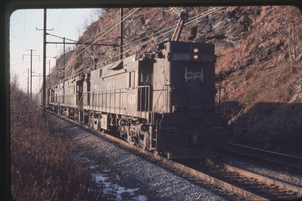 E44 4436 in West Harbor, PA