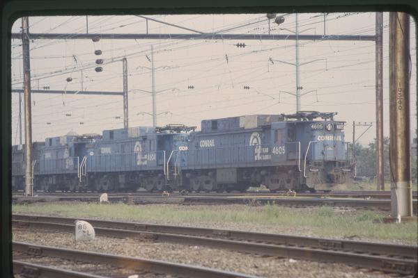E33s 4605, 4604, and 4606 in Harrisburg, PA