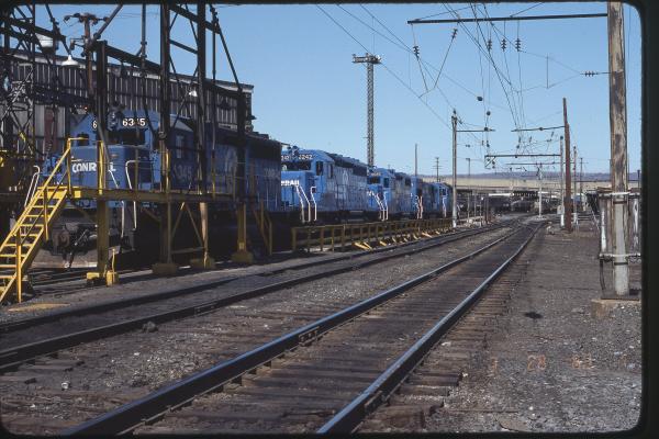 SD40s 6345 and 6242 with GP38-2 8085 in Harrisburg, PA