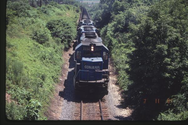 GP40-2 3334 in Rutherford, PA