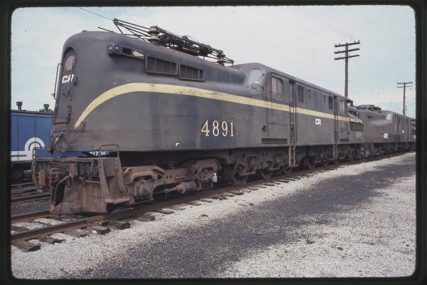 GG1 4891 in Rutherford, PA