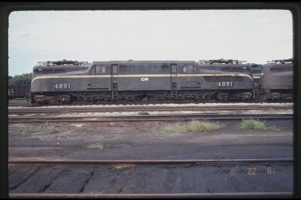 GG1 4891 in Rutherford, PA
