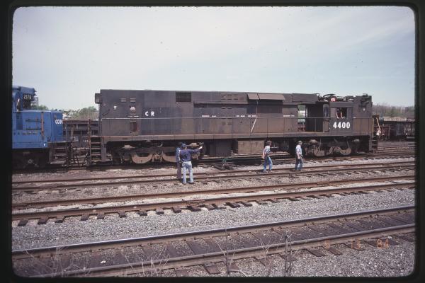 Wrecked E44s 4400 and 4439 at Rutherford, PA
