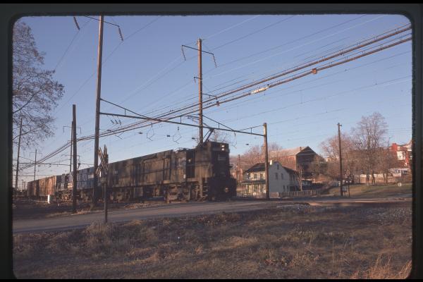 E44s 4445 and 4405 in Columbia, PA