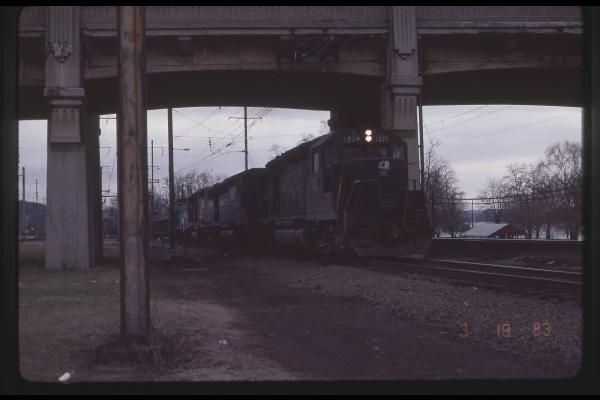 GP40 3226 in Columbia, PA