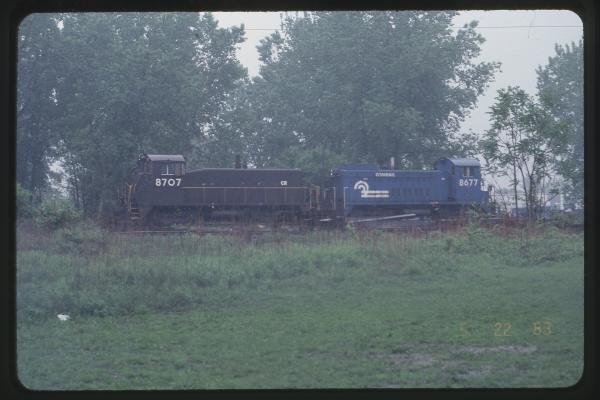 SW900 8707 and SW8M 8677 in Lebanon, PA