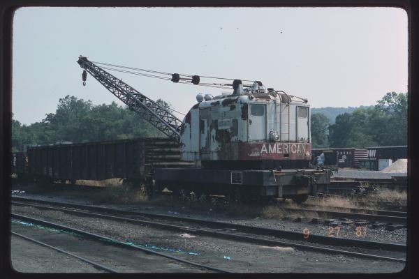 MoW Crane 2547 in Bethlehem, PA